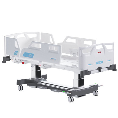 Кровать медицинская функциональная 4-секционная MEGI Swift X с электроприводами колонного типа, латеральным наклоном, центральным тормозом, пластиковыми ложем и боковыми ограждениями со встроенными пультами управления